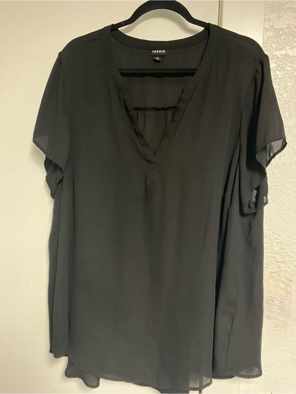 Torrid Black Split V-Neck Tunic Top